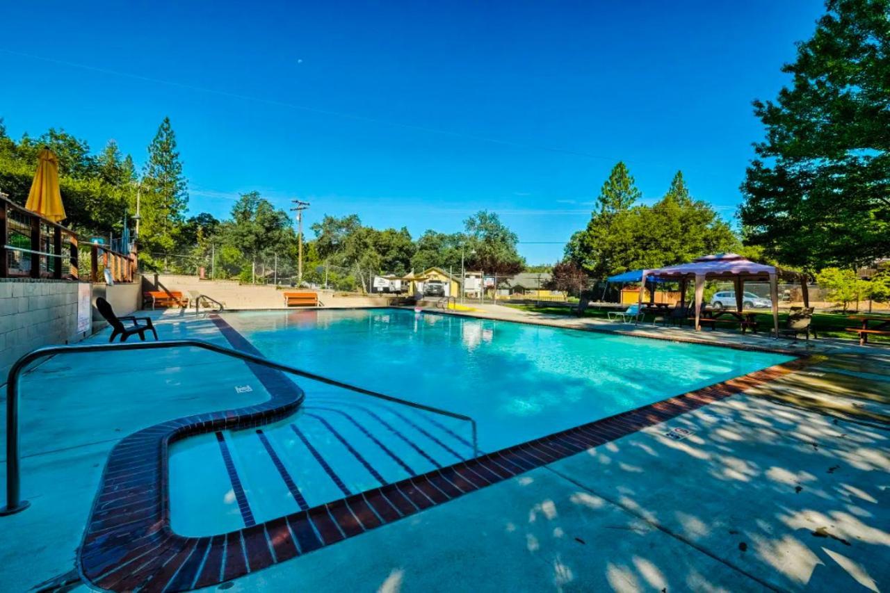 הוילה Tuolumne New! Cozy & Secluded House W/Deck - Near Yosemite! מראה חיצוני תמונה