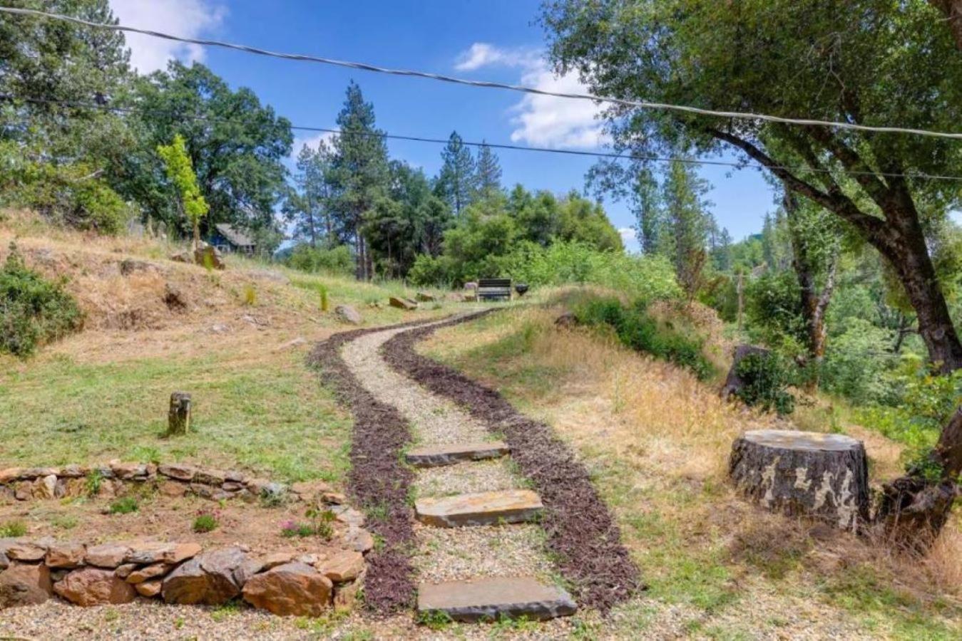 הוילה Tuolumne New! Cozy & Secluded House W/Deck - Near Yosemite! מראה חיצוני תמונה